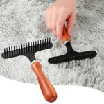 Astfys Hand Held Carpet Rake, Making Carpets/Rugs Fluffy Again, Clean Hair, Let Carpet Restore Softness (Black Iron)